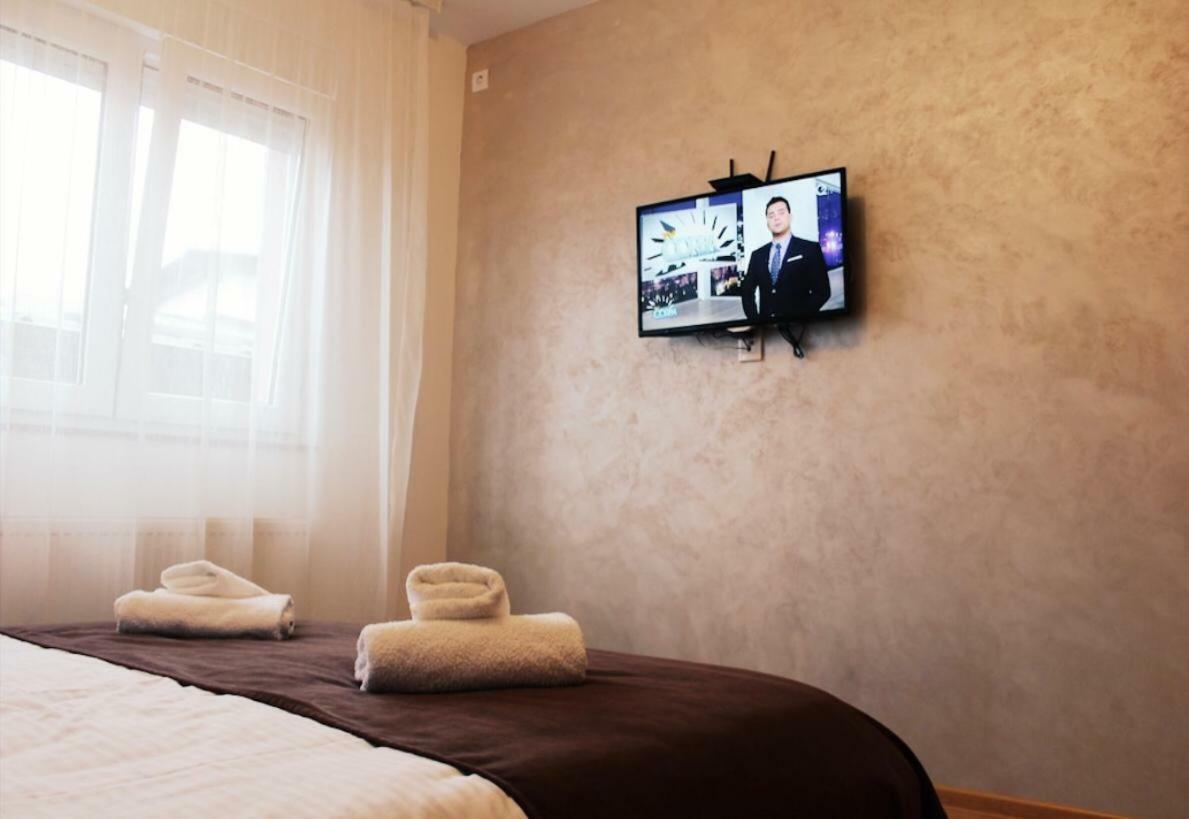 Konaciste Simce Bed & Breakfast Kraljevo Exterior photo